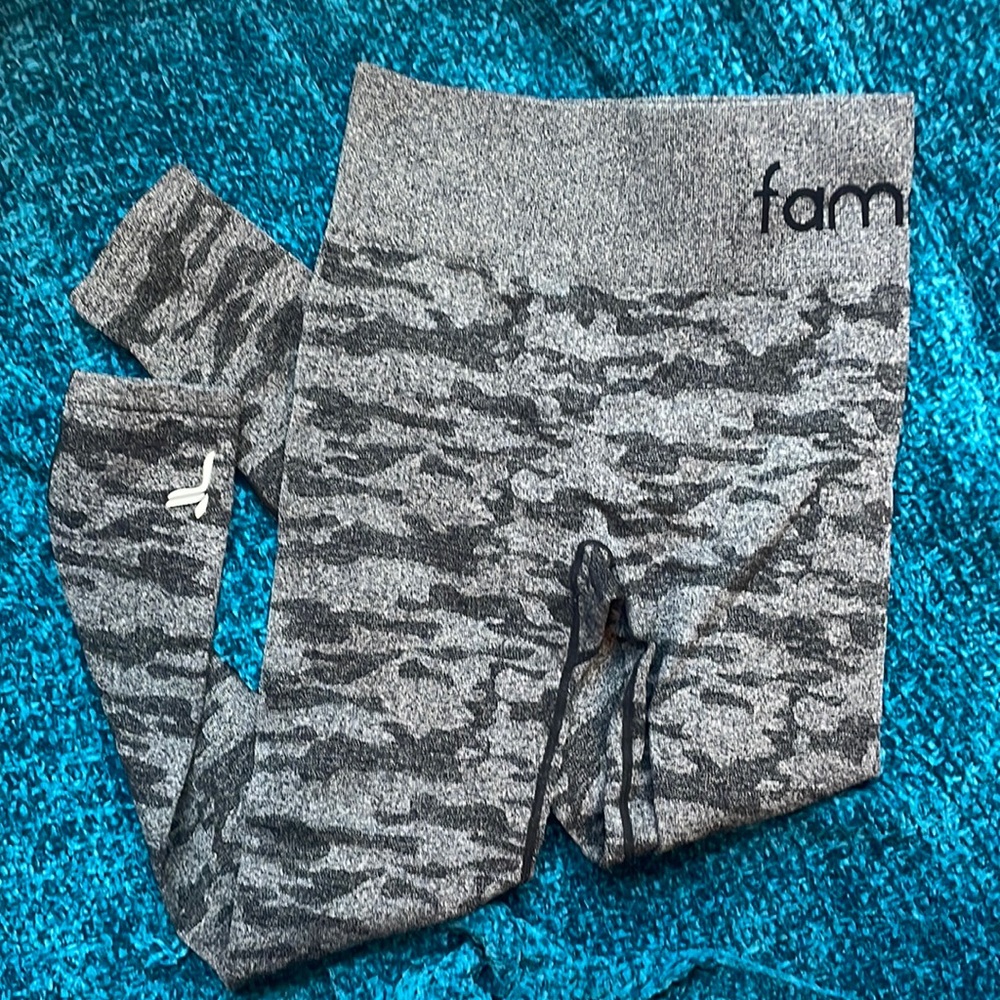 Black Camo leggings